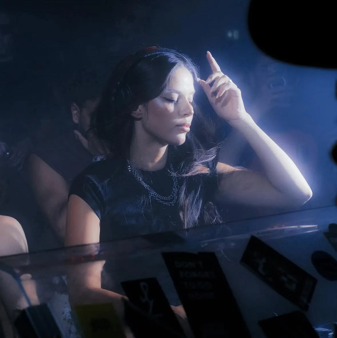 Alycia Bezgo on Her Viral HÖR Set and the Art of the DJ Performance