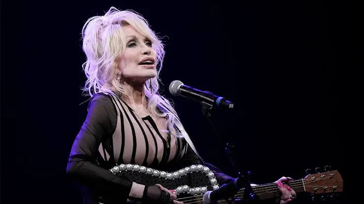 Dolly Parton Dies at 80