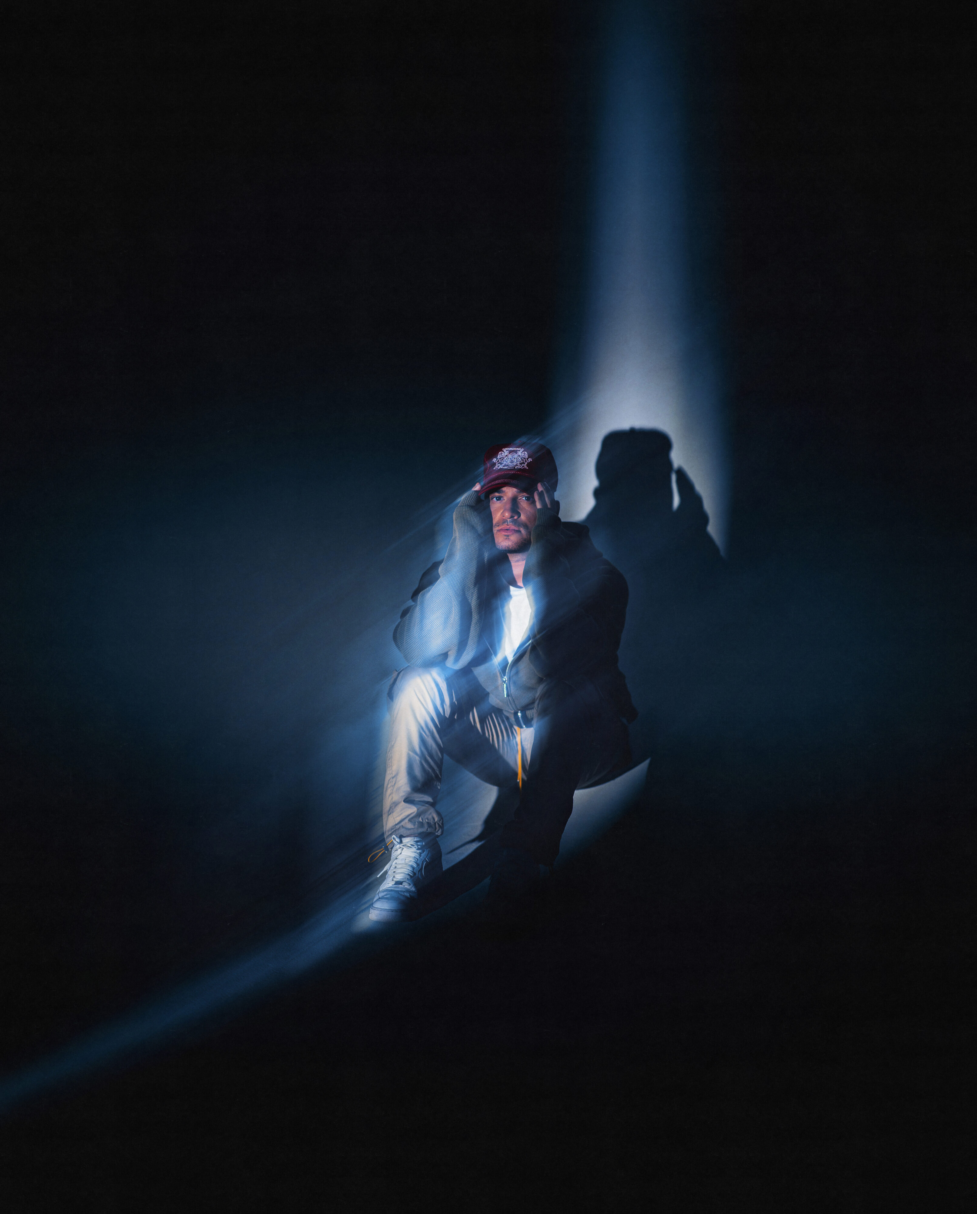 Jonas Blue Electrifies Dancefloors with Powerful Rework of Childhood Anthem, 'Madan'!