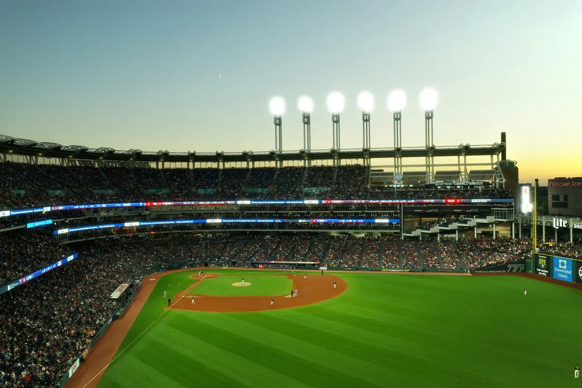 MLB Announcer Weaves All 12 Nine Inch Noize Tracks Into Live Broadcast