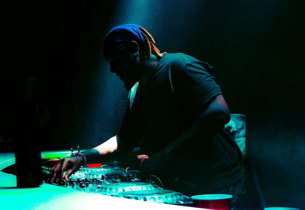 T-Pain Debuts Unreleased Oliver Tree Collaboration at Electric Forest