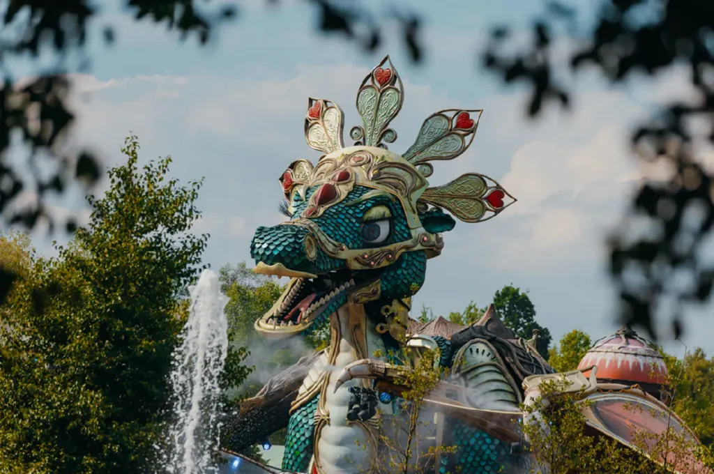 Tomorrowland Partners with Anker for Multi-Year Tech Integration