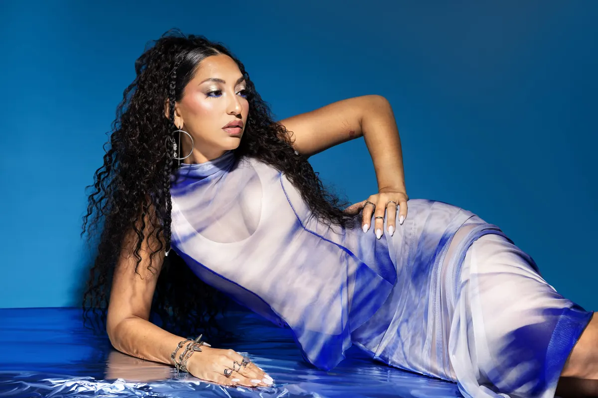 Vikina and Mr. Pauer Reimagine 'Stereo Love' as 'Ibiza Love'